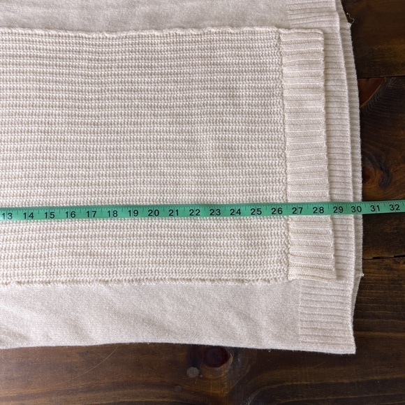 J. Crew Mockneck Tunic Sweater Cream Fine Wool Women's Small Mixed Fabric H4391 - Picture 8 of 9